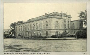 1940s Indiana Bedford Lawrence County Court House Clear View Postcard 22-11469