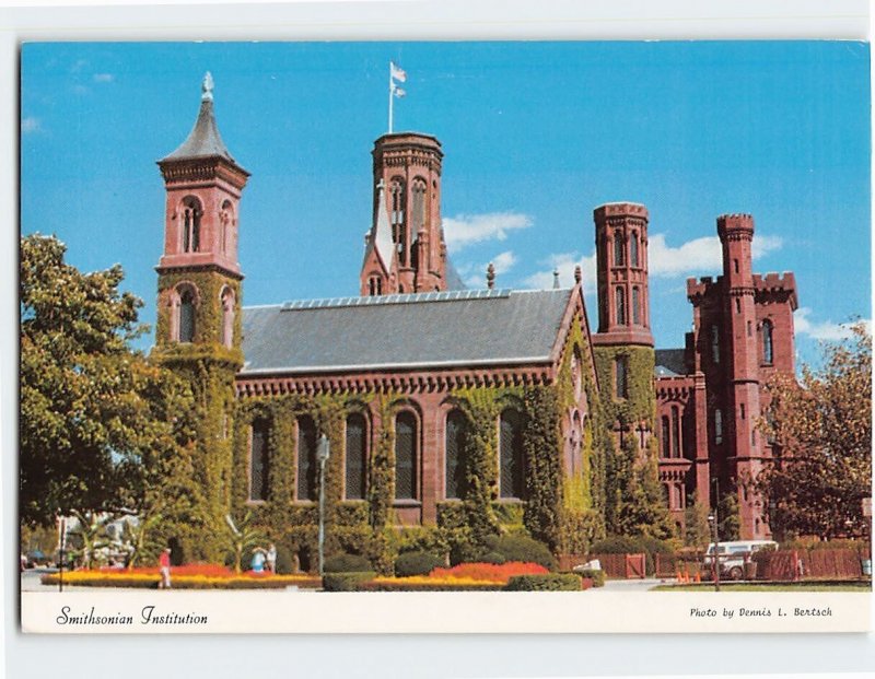 Postcard Smithsonian Institution, Washington, DC