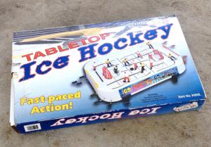 Vintage Table Top Ice Hockey Plastic/Metal Game # IH665 MADE USA Toy Feldstein 