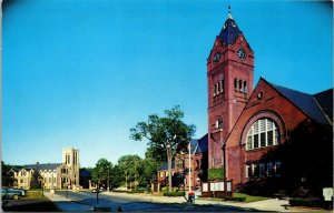 Vtg Winchester Massachusetts MA Town Building & Baptist Church Postcard