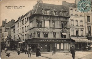 CPA LISIEUX Place et Grande Rue (1227545) 