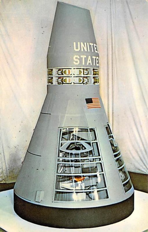 The mockup of the Gemini spacecraft Space Unused 