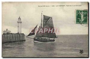 Old Postcard Lighthouse Treport Rentree d & # 39un trawler fishing boat