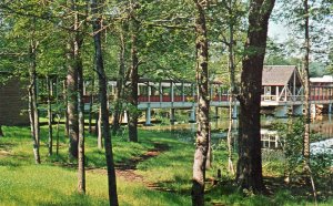 HIGHTSTOWN NJ MEADOW LAKES PRESBYTERIAN HOMES OF SYNOD  USED CHROME POSTCARD