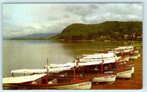 LAGO de CHAPALA, Jalisco Mexico ~ Wharf at CHAPALA LAKE Boats c1950s  Postcard