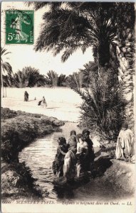 Algeria Scenes et Types D'enfants se Baignant dans un Oued Vintage Postcard C182