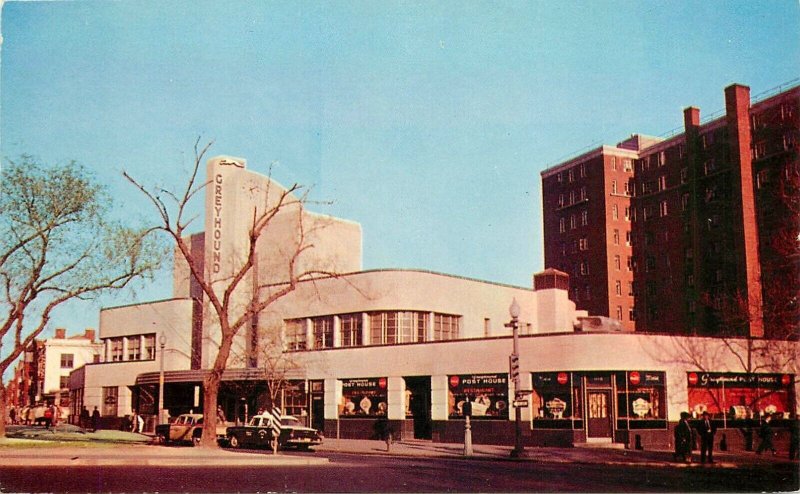 Postcard 1950s Washington DC Greyhound Bus Terminal Autos Occupational DC24-3050