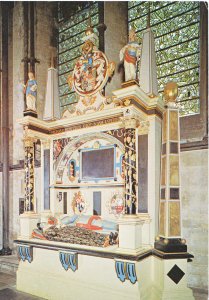Wiltshire Postcard - Mompesson Tomb - Salisbury Cathedral    AB2579