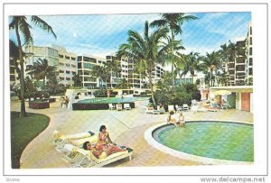 Swimming Pool, The Palm Beach Towers, Palm Beach, Florida, 40-60´s