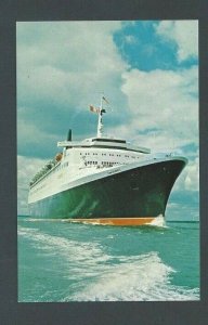 Post Card Ocean Liner Cunard Queen Elizabeth 2nd