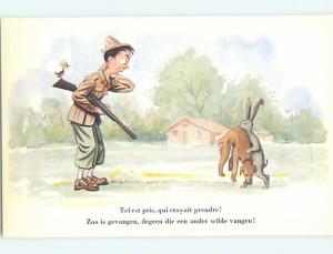 Pre-1980 comic foreign HUNTER IS SHOCKED WHEN BUNNY RABBIT RETRIEVES DOG HL9151