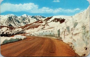 Vtg Snow Bank Trail Ridge Road Rocky Mountain National Park Colorado CO Postcard