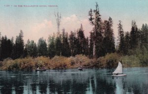 OREGON, 1900-1910s; On The Willamette River