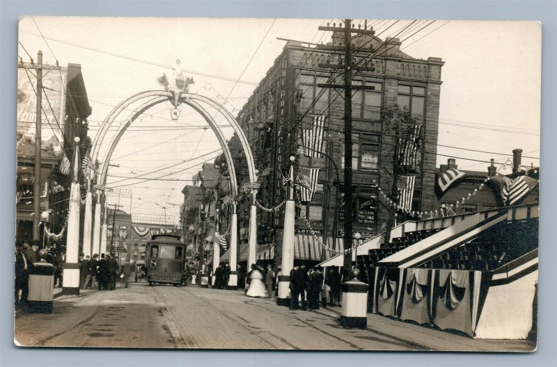 STREET SCENE US FLAGS KEITHS VAUDEVILE ANTIQUE REAL PHOTO POSTCARD RPPC