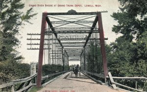 Vintage Postcard 1910's Grand River Bridge at Grand Trunk Depot Lowell Michigan