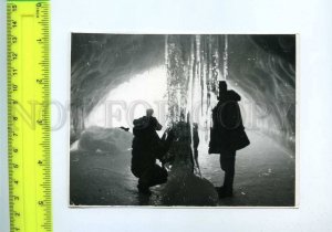 220981 Soviet Antarctic station Bellingshausen Expedition ice cave old photo