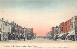 LOOKING UP BROADWAY ALBERT LEA MINNESOTA POSTCARD (c. 1910)