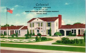 DALLAS, TX Texas  COLONIAL MOTOR LODGE   c1940s  Car  Linen  Roadside   Postcard