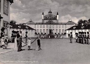 Vagtaflosning Fredensborg Slot Denmark Unused 