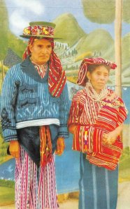 Indian Couple - Sololá, Guatemala ca 1950s Vintage Postcard