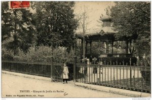 CPA TROYES Kiosque du Jardin du Rocher (723098)