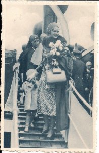 ROYALTY Queen Astrid Belgium Sweden, Child Nun, Descending Boat Ramp 1930's
