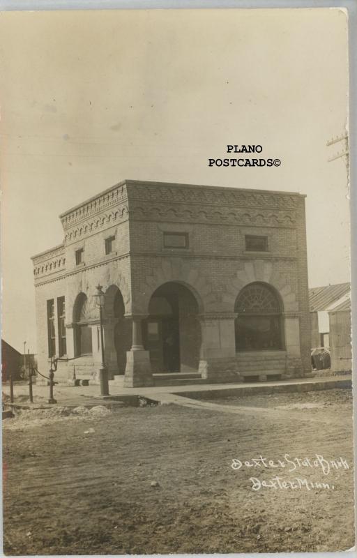 DEXTER, MINNESOTA DEXTER STATE BANK RPPC REAL PHOTO POSTCARD