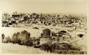 canada, CALGARY, Alberta, Centre Street Bridge (1920s) RPPC Postcard