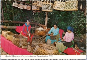 Postcard NC Cherokee - Oconaluftee Indian Village - Cherokee Basket Weavers