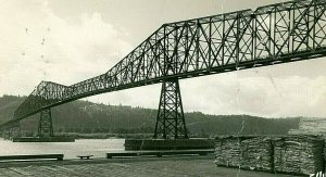 Postcard RPPC View of Interstate Bridge, Columbia River, Longview, WA.  .    R7