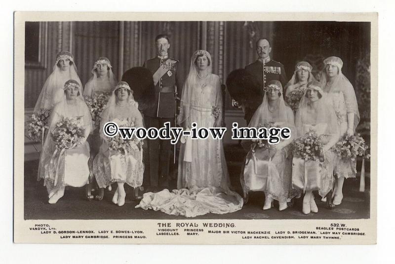 r2292 - H.R.H. Princess Mary with Husband and her Eight Bridesmaids - postcard