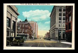 DAVENPORT IOWA THIRD AND BRADY STREETS