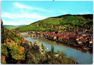 VINTAGE CONTINENTAL SIZE POSTCARD VIEW OF HEIDELBERG GERMANY FROM THE RIVER H16