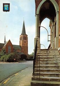 BG35933 wuustwezel kerk en oud gemeentehuis belgium