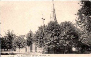 Bluffton, Indiana - A view of the First Presbyterian Church - c1904