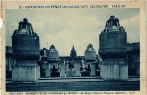 CPA PARIS EXPO 1925 Pavillon Manufacture Nationale de Sevres (860169)