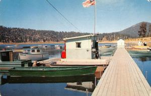 Big Bear Lake California scenic view boats pier landing vintage pc (Z9411)