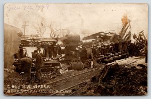 Limestone Peoria Illinois~C&NW Chicago & Northwestern Train Wreck~1-15-1909 RPPC 