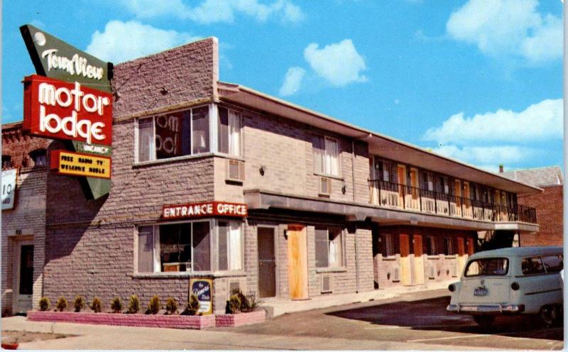 RENO, NV Nevada  TOWN VIEW MOTOR LODGE  c1950s Car  Roadside  Postcard