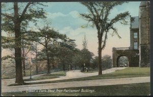 Canada Postcard - Toronto - Queen's Park West From Parliament Buildings  RS4962