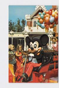 VINTAGE POSTCARD WALT DISNEY WORLD CHIEF FIREMOUSE ON FIRE ENGINE #1