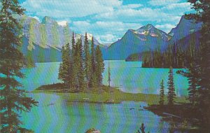 Canada Alberta Jasper The Narrows Maligne Lake