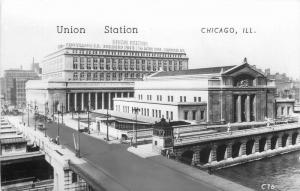 Autos Chicago Illinois 1940s Union Station RPPC real photo postcard 5691