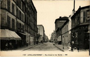 CPA LEVALLOIS-PERRET - Rue Gravel et les Ecoles (986972)