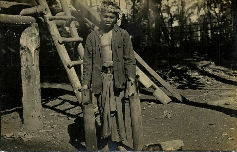 indonesia, SUMATRA, Native Batak Palm Wine Seller (1910s) RPPC Postcard