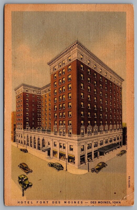 Postcard Des Moines IA c1938 Hotel Fort Des Moines A Tangney McHinn Hotel