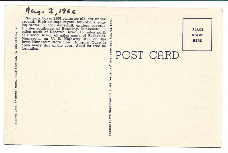 Niagara Cave, MN - Corridor of Majesty