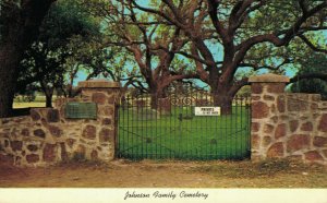 USA Johnson Family Cemetery Texas Vintage Postcard 07.50