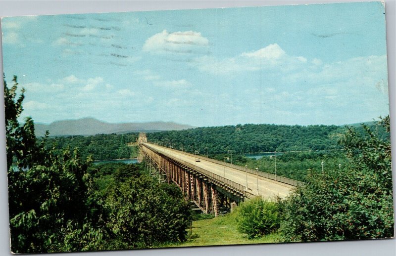 Postcard NY Catskill Rip Van Winkle Bridge