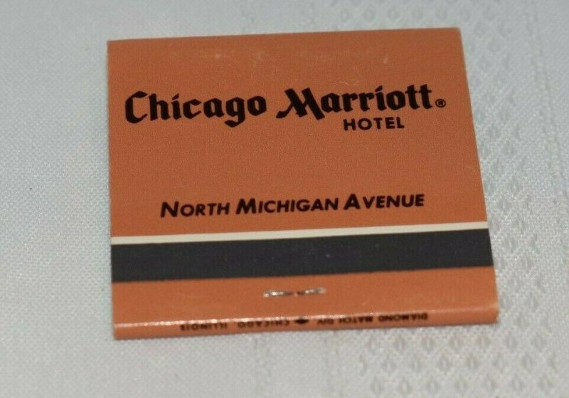 Chicago Marriott Hotel North Michigan Avenue 30 Strike Matchbook